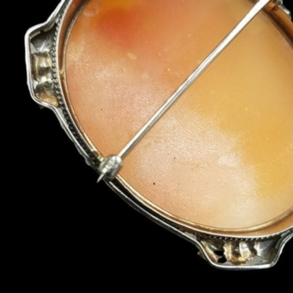 Antique 14K Gold Full Figural Cameo Brooch/Pendant - Picture 7 of 8